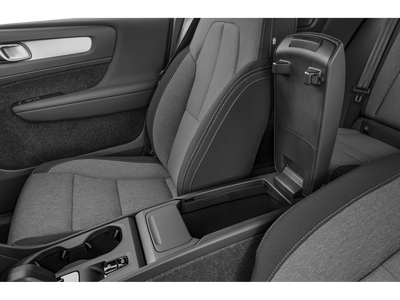 2025 Volvo XC40 Plus Bright Theme