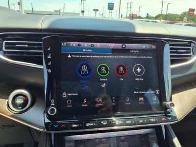 2023 Jeep Grand Wagoneer BASE