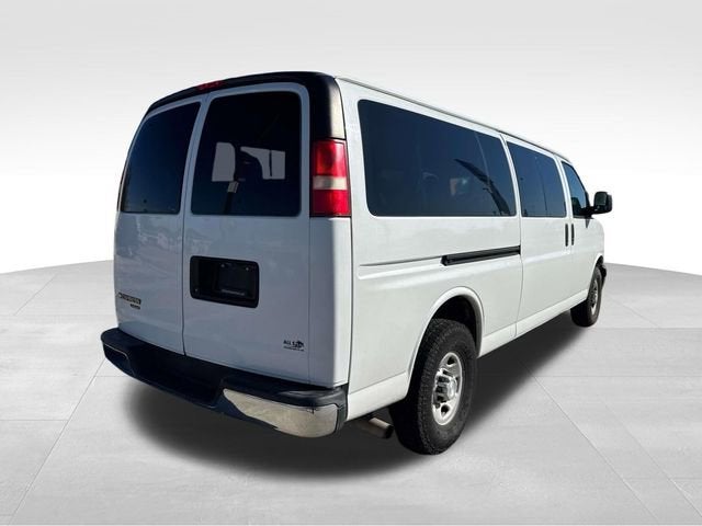 2016 Chevrolet Express Passenger 3500 LT