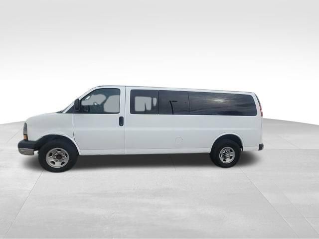 2016 Chevrolet Express Passenger 3500 LT