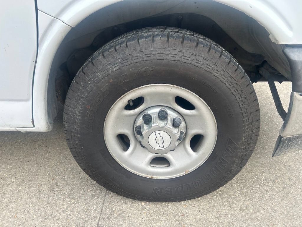 2017 Chevrolet Express Passenger 3500 LT