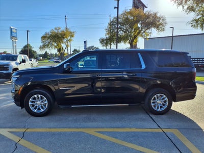 2025 Chevrolet Suburban LT
