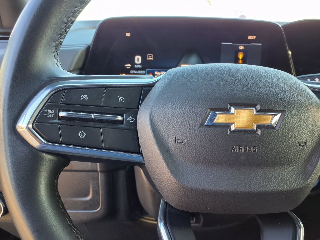 2025 Chevrolet Suburban LT