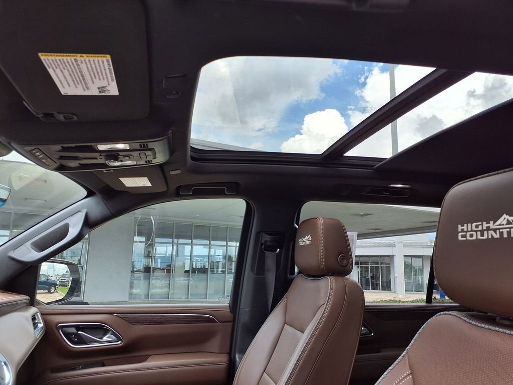 2022 Chevrolet Suburban High Country