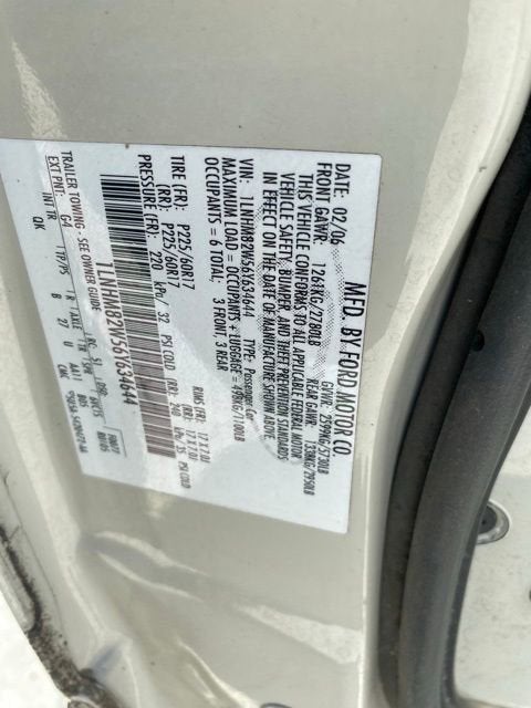 2006 Lincoln Town Car Signature Limited