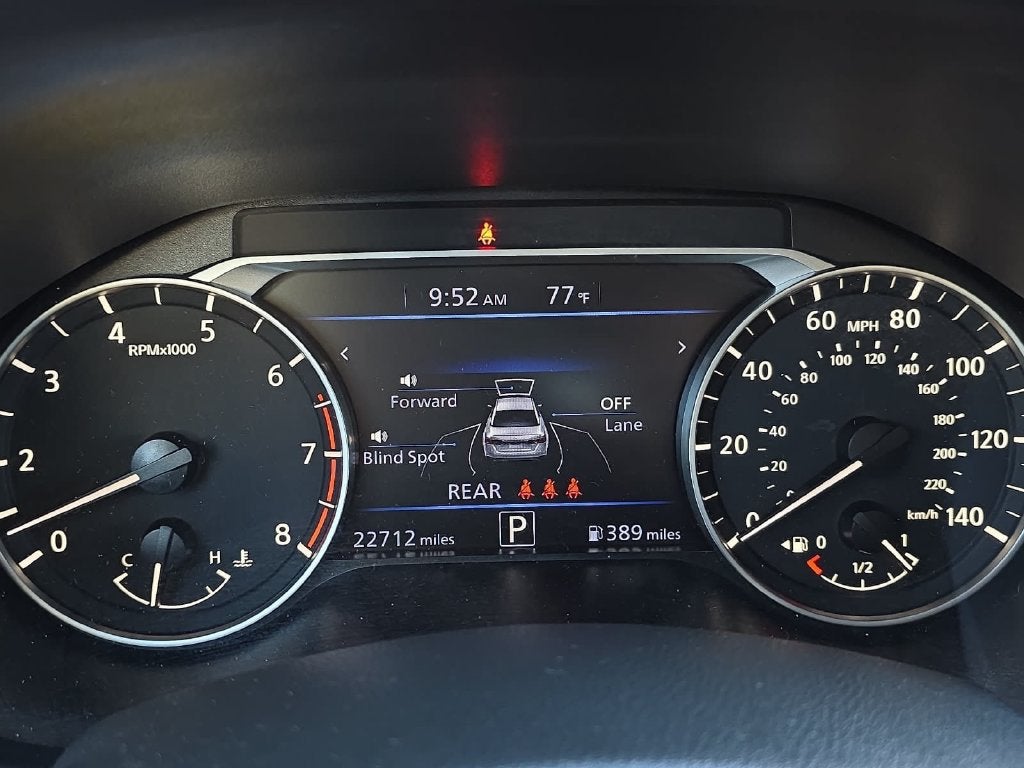 2025 Nissan Altima SR