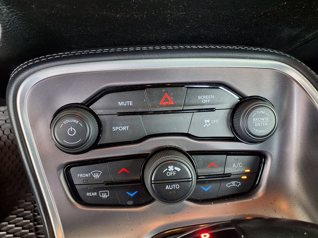 2021 Dodge Challenger SXT
