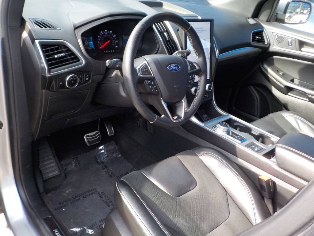 2024 Ford Edge ST