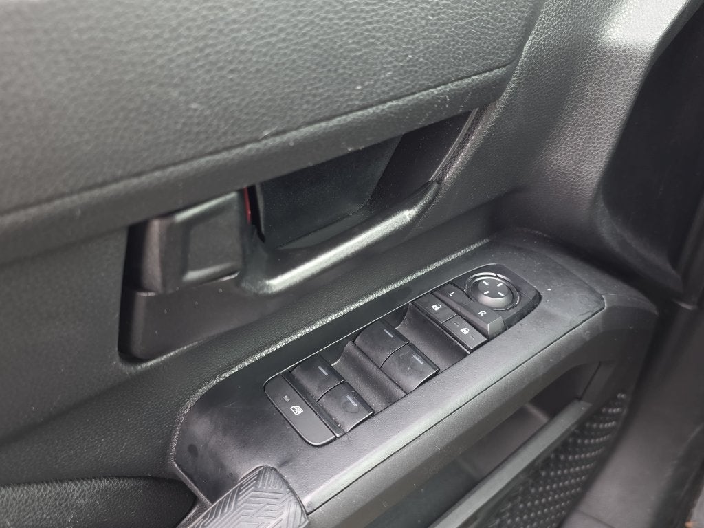 2025 Toyota Tacoma 4WD SR