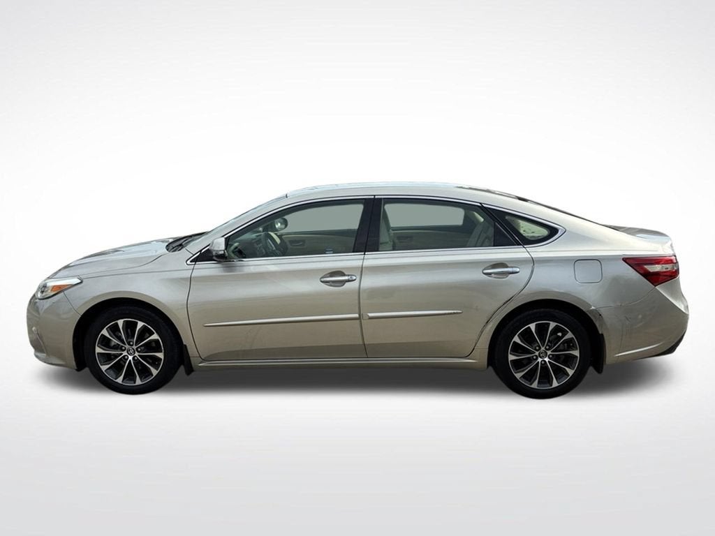 2017 Toyota Avalon XLE