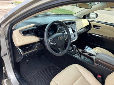 2017 Toyota Avalon XLE