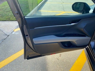 2024 Toyota Camry Hybrid SE