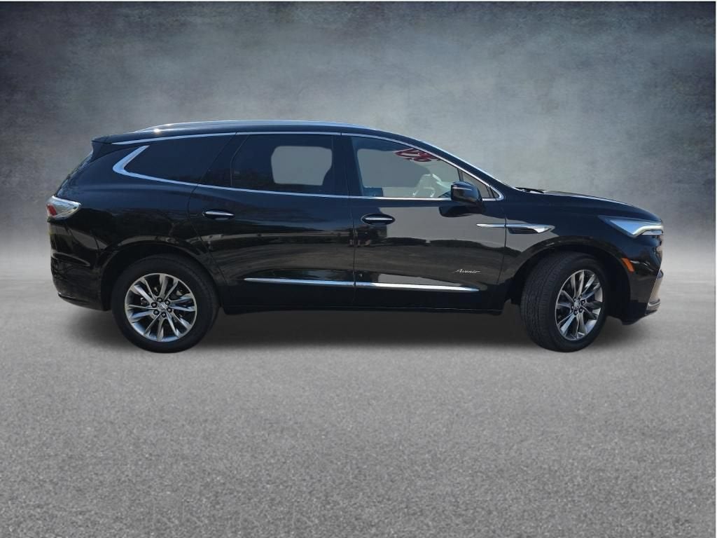 2024 Buick Enclave Avenir