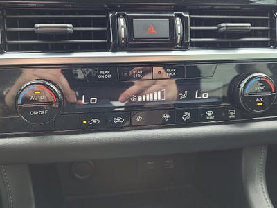 2022 Nissan Pathfinder S