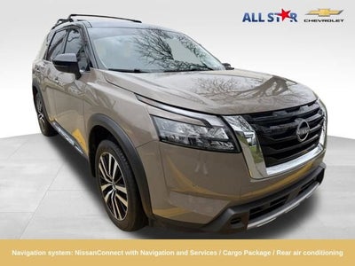 2025 Nissan Pathfinder Platinum