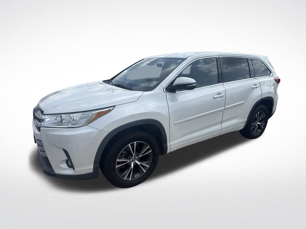 2017 Toyota Highlander LE