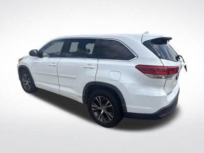 2017 Toyota Highlander LE