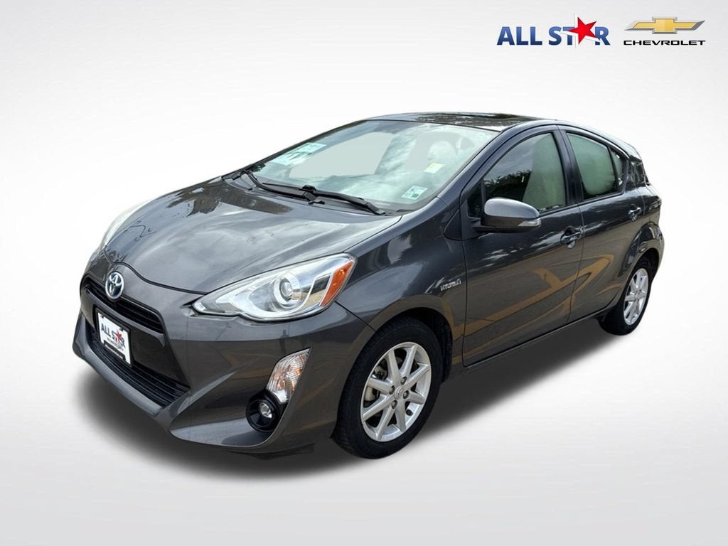 2016 Toyota Prius c One