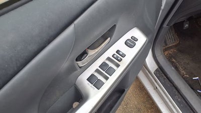 2012 Toyota Prius v Two