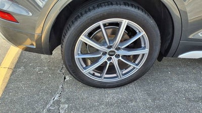 2022 Audi SQ5 Premium