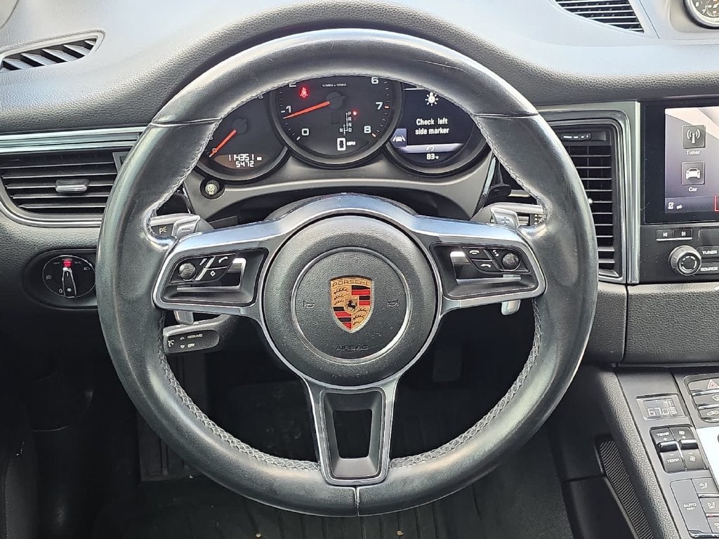 2018 Porsche Macan NA