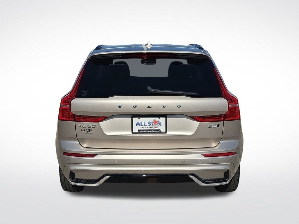 2025 Volvo XC60 Plus