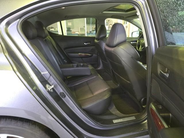 2017 Acura TLX V6 w/Technology Pkg