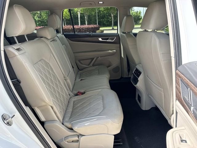 2024 Volkswagen Atlas 2.0T SEL Premium R-Line