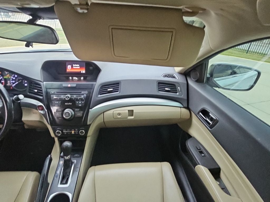 2017 Acura ILX Base
