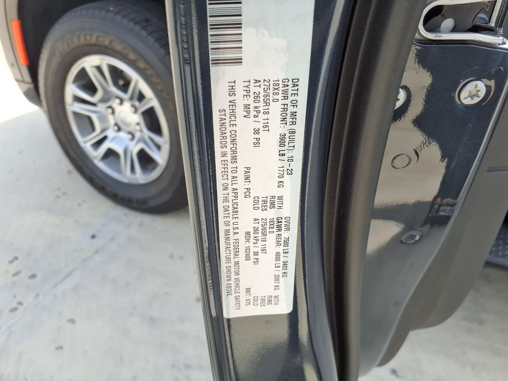 2024 Jeep Wagoneer Base