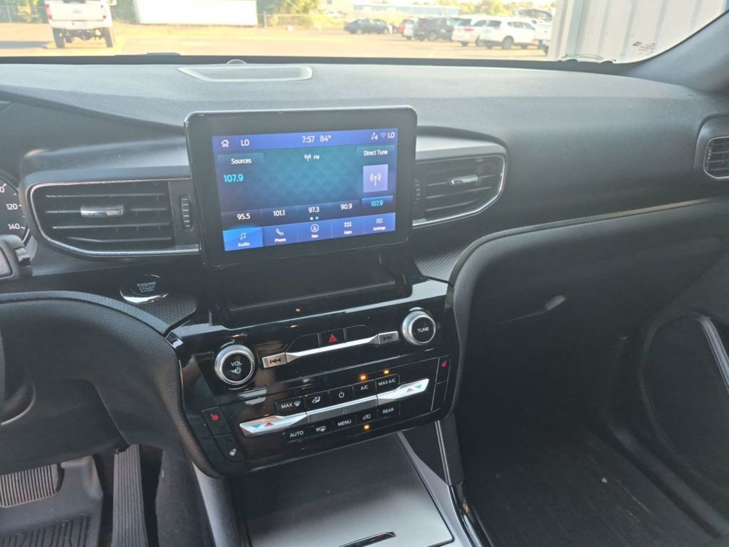 2024 Ford Explorer ST-Line