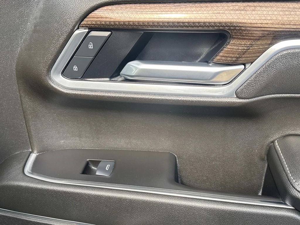 2025 Chevrolet Silverado 1500 LT LT1