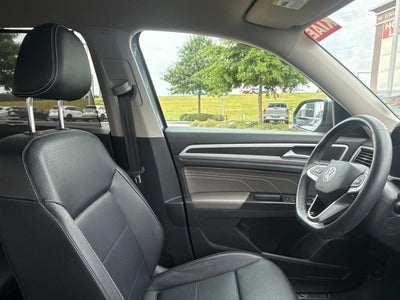 2022 Volkswagen Atlas 3.6L V6 SE w/Technology