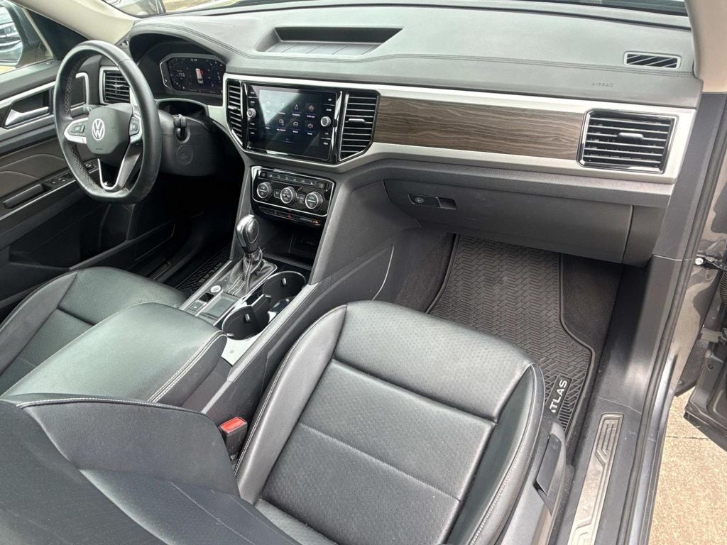 2022 Volkswagen Atlas 3.6L V6 SE w/Technology