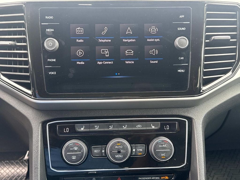 2022 Volkswagen Atlas 3.6L V6 SE w/Technology