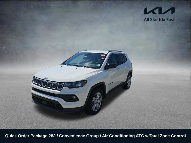2022 Jeep Compass Latitude's photo