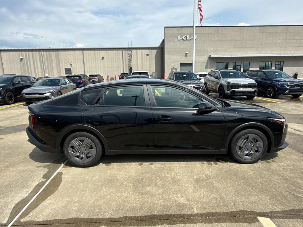 2026 Kia K4 LX