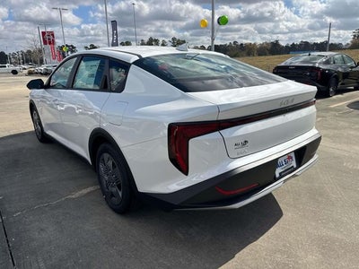 2026 Kia K4 LX