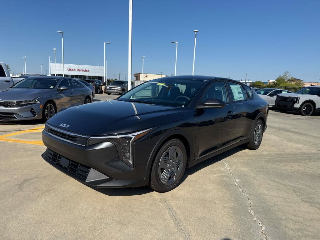 2026 Kia K4 LX