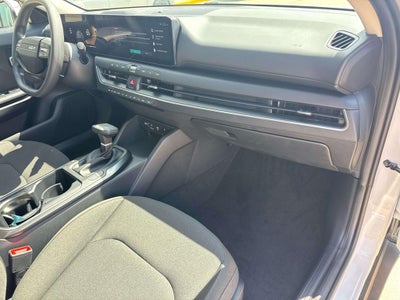 2026 Kia K4 LX