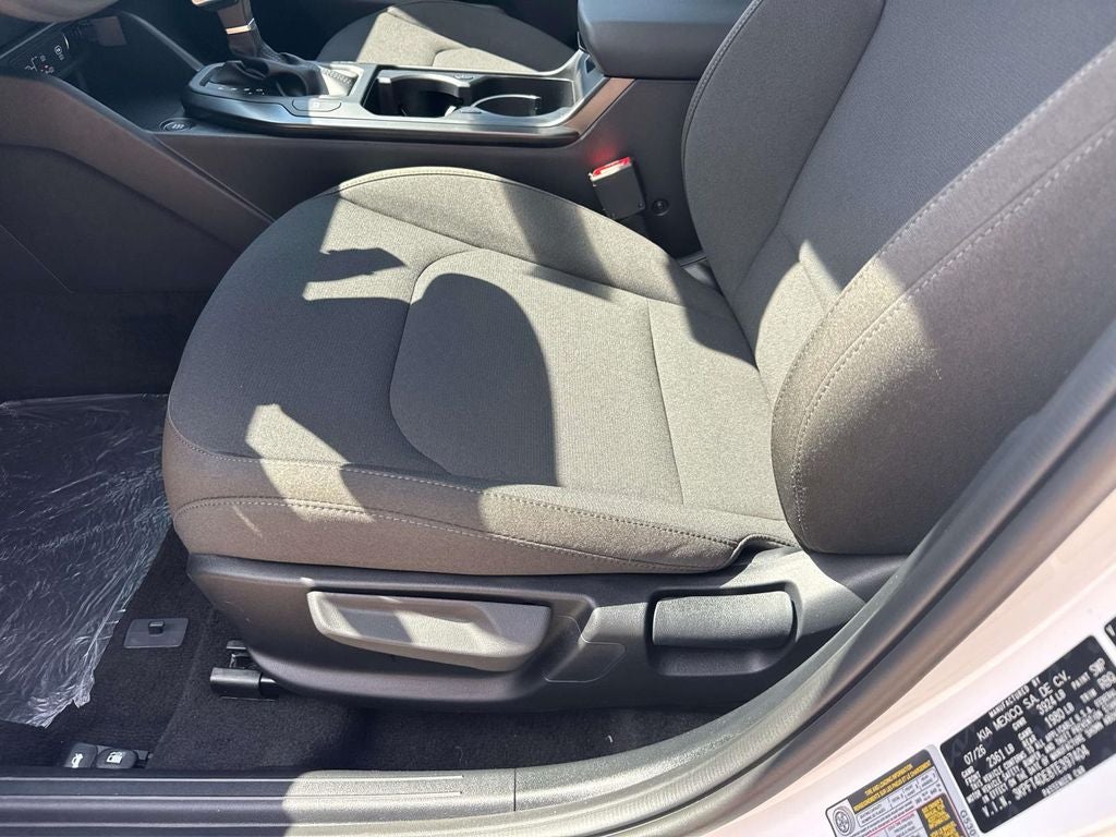 2026 Kia K4 LX