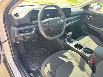 2026 Kia K4 LX