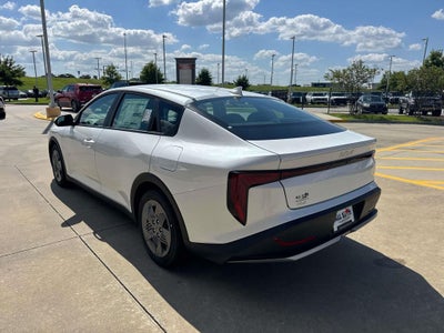 2026 Kia K4 LX