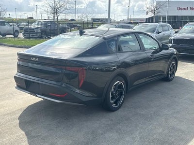 2026 Kia K4 EX