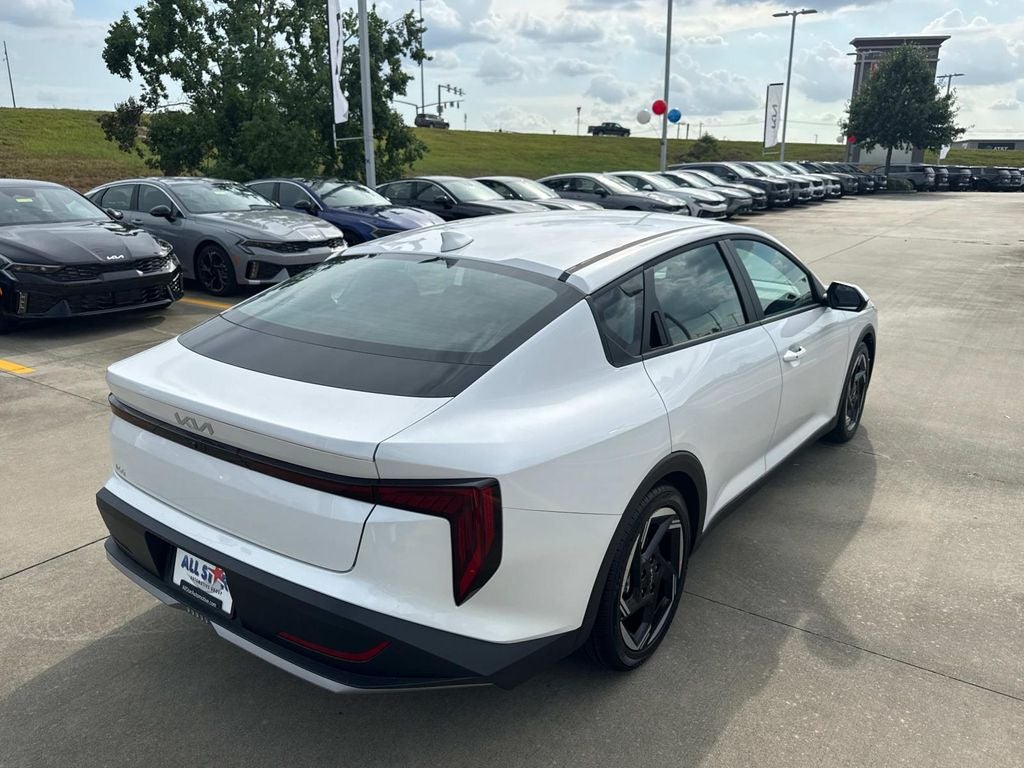2026 Kia K4 EX