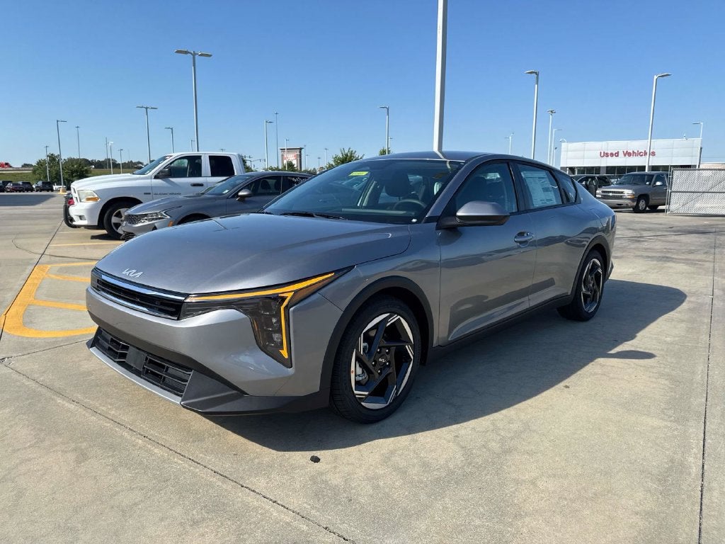 2026 Kia K4 EX