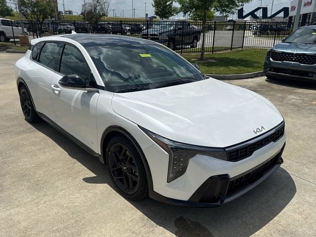 2026 Kia K4 GT-Line Turbo AT Hatchback's photo