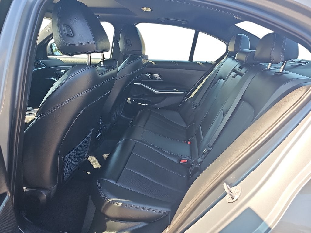 2023 BMW 3 Series 330i