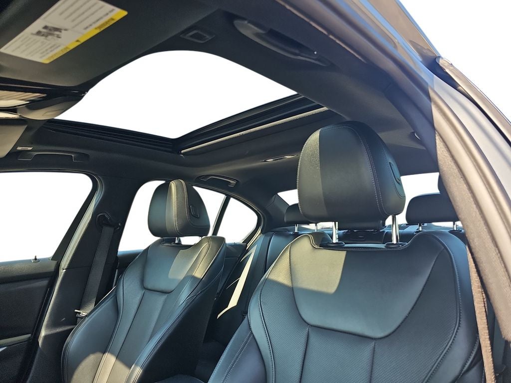2023 BMW 3 Series 330i