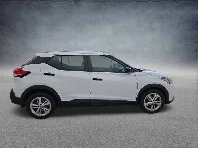 2020 Nissan Kicks S